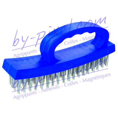 brosse-metallique-poignee-en-d